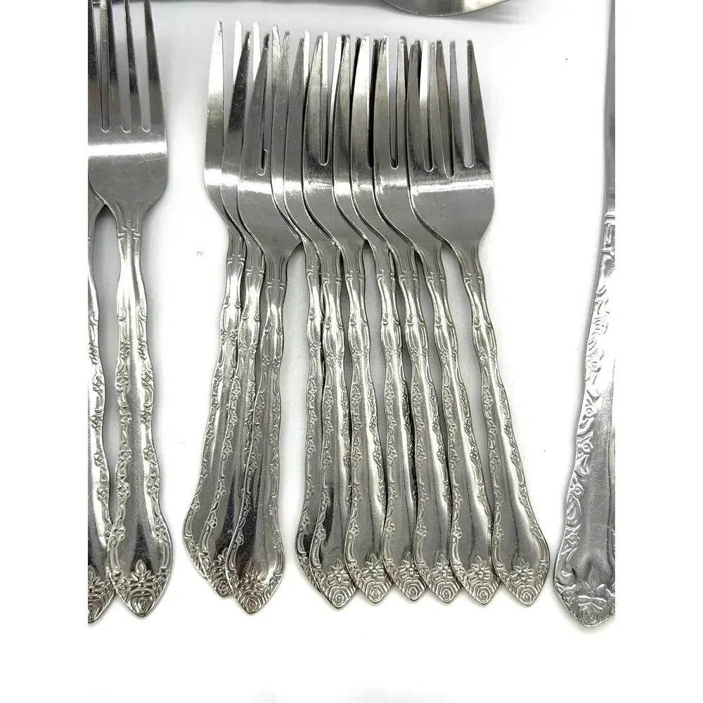 Stainless Steel Flatware 84 Pieces All Same Pattern *See Desc for Pieces
